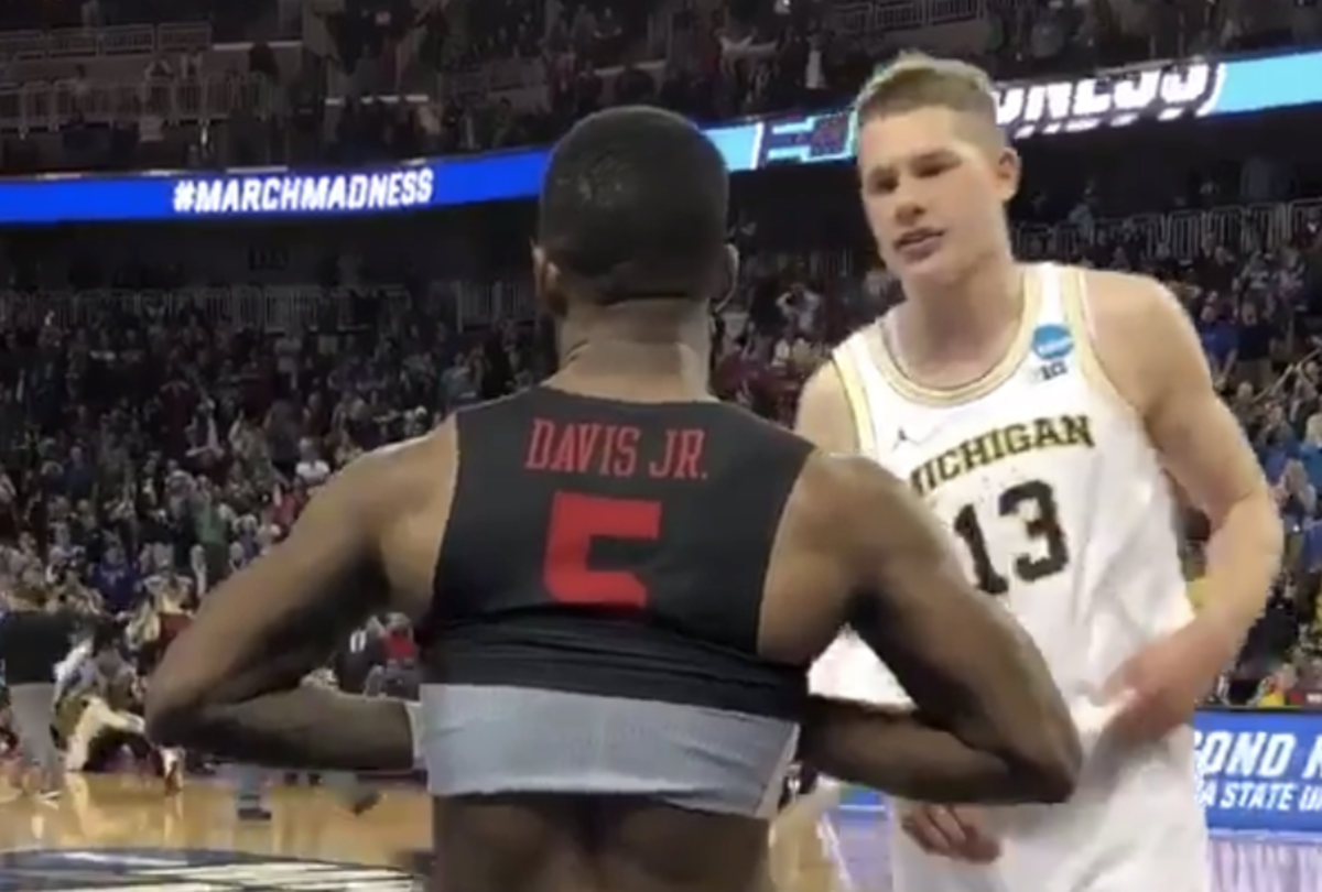 Moe Wagner consoles a Houston player.