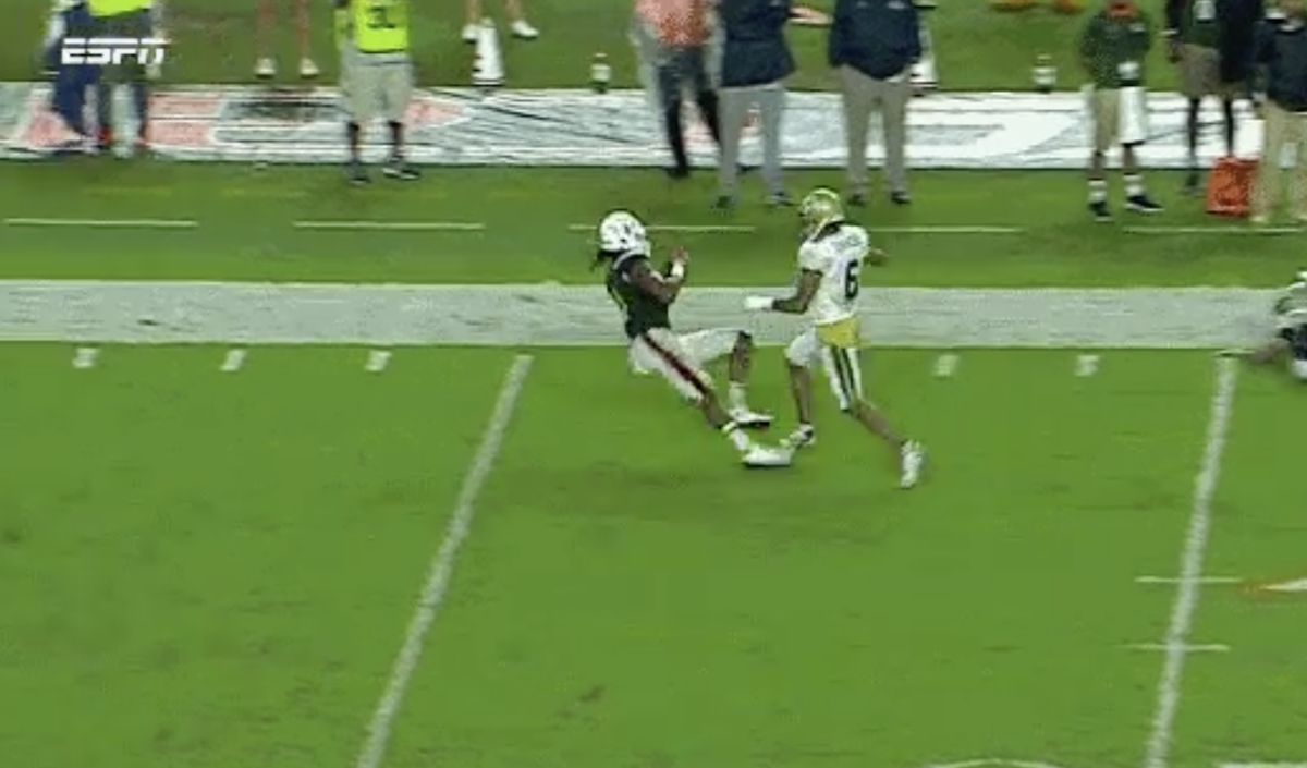 Miami wide receiver makes ridiculous catch.
