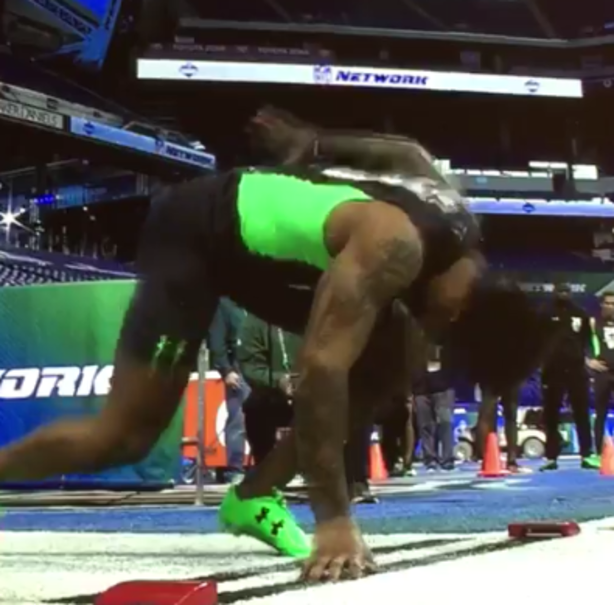 Braxton Miller gets ready to run the 40-yard dash at the NFL combine.