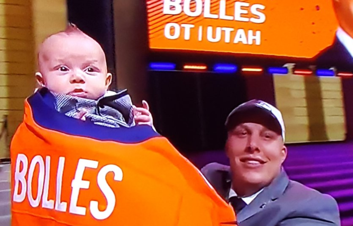 Denver Broncos' Pick Garett Bolles' Baby Stole The Show On Stage - The  Spun: What's Trending In The Sports World Today