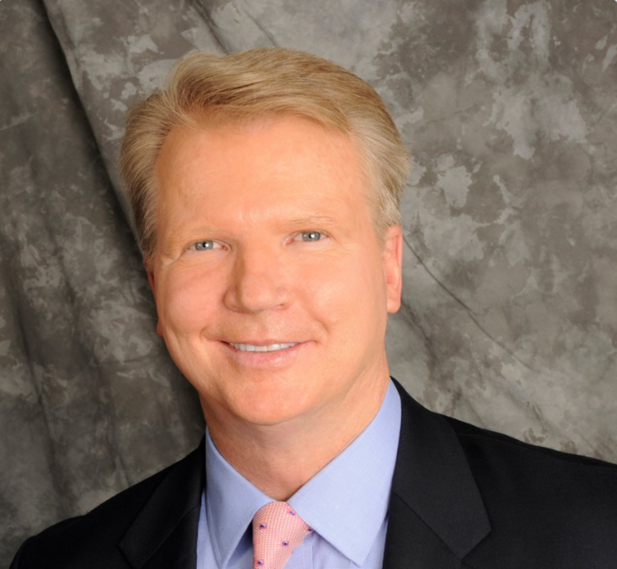 Phil Simms lands on CBS' 'NFL Today' after being replaced by Tony Romo