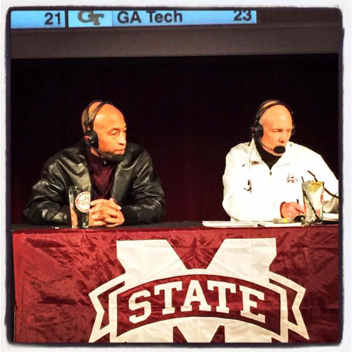 Mississippi State coach Rick Ray does radio show.
