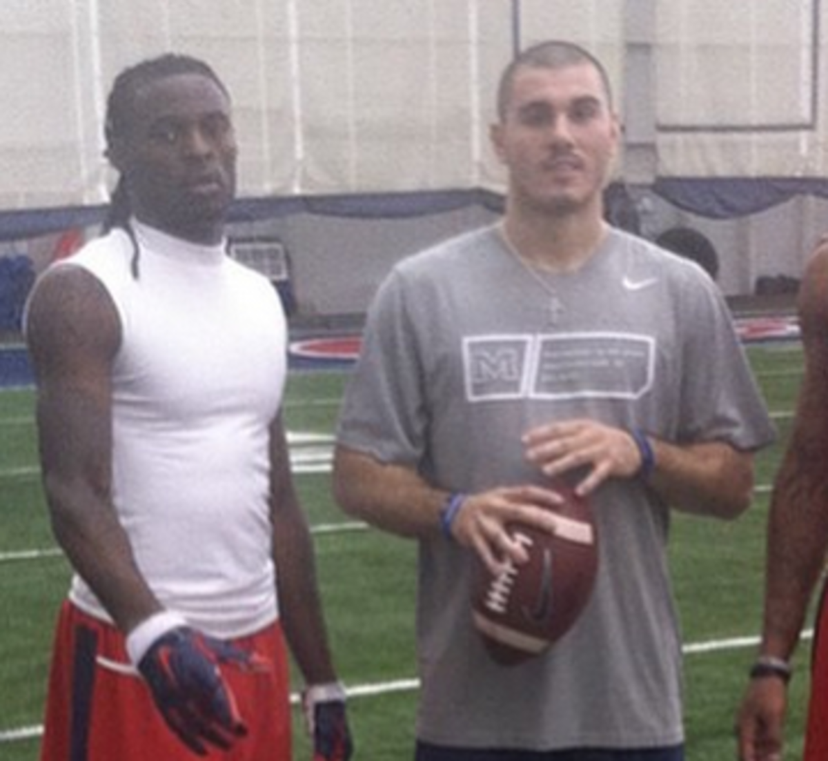 Chad Kelly practices at Ole Miss.
