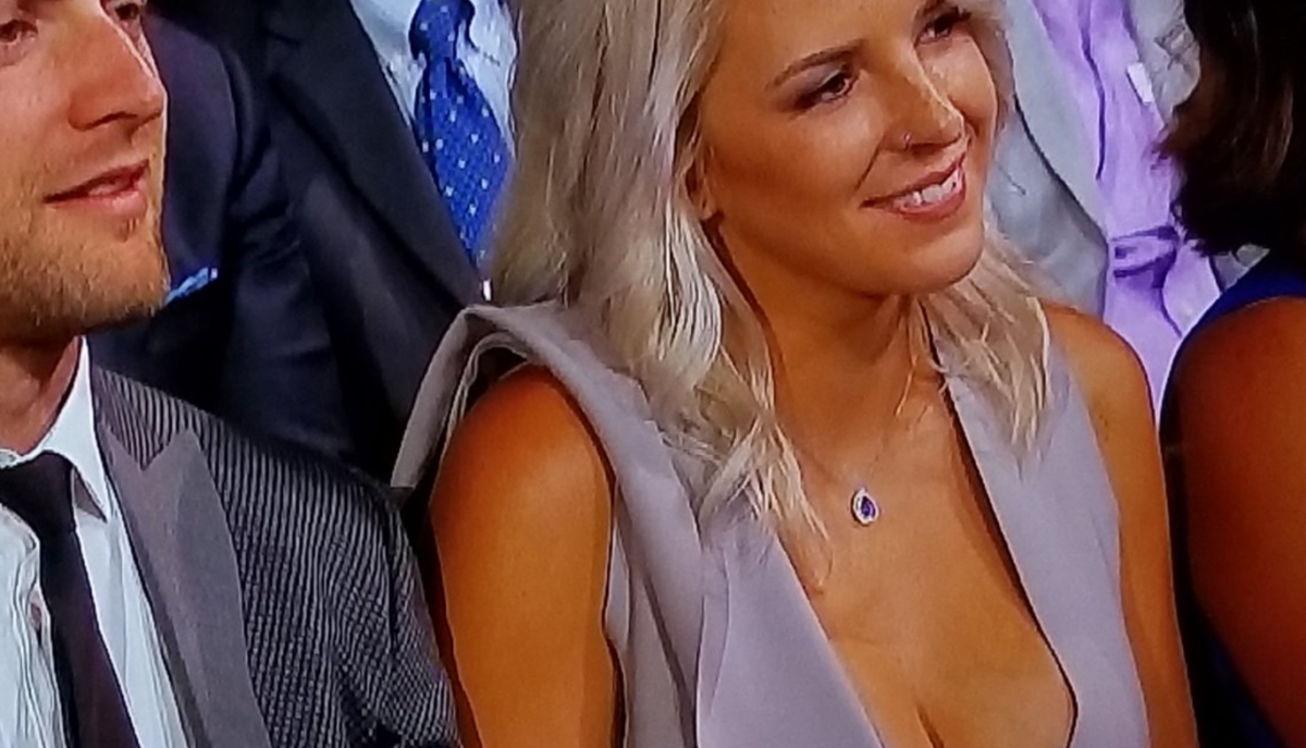 Braden Holtby's wife at an awards show.