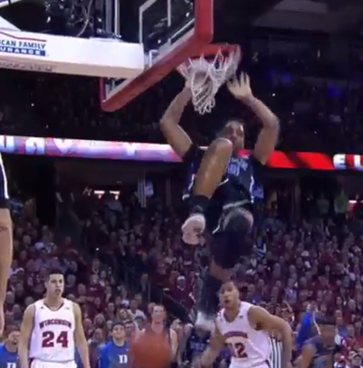 Duke player throws down massive dunk against Wisconsin.