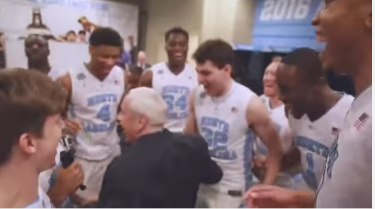 UNC celebrates after it beats Syracuse in final 4.
