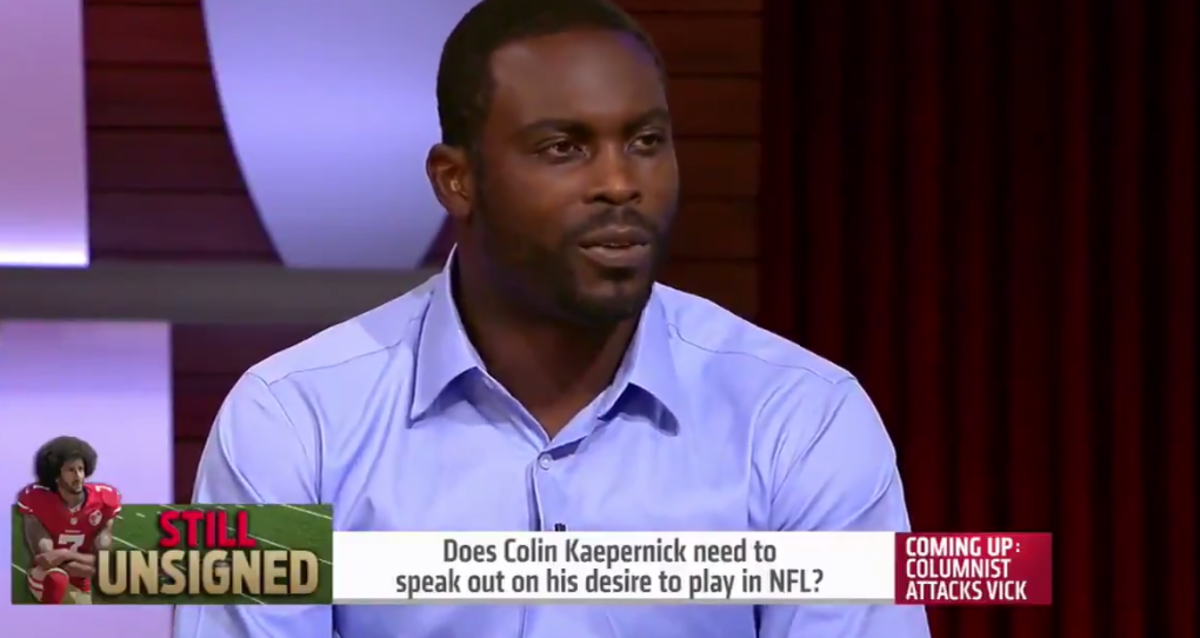 Mike Vick appearing on FS1.