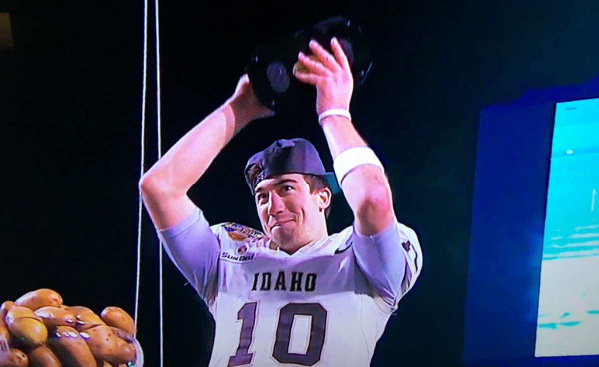 Idaho's Matt Linehan hoists a trophy.