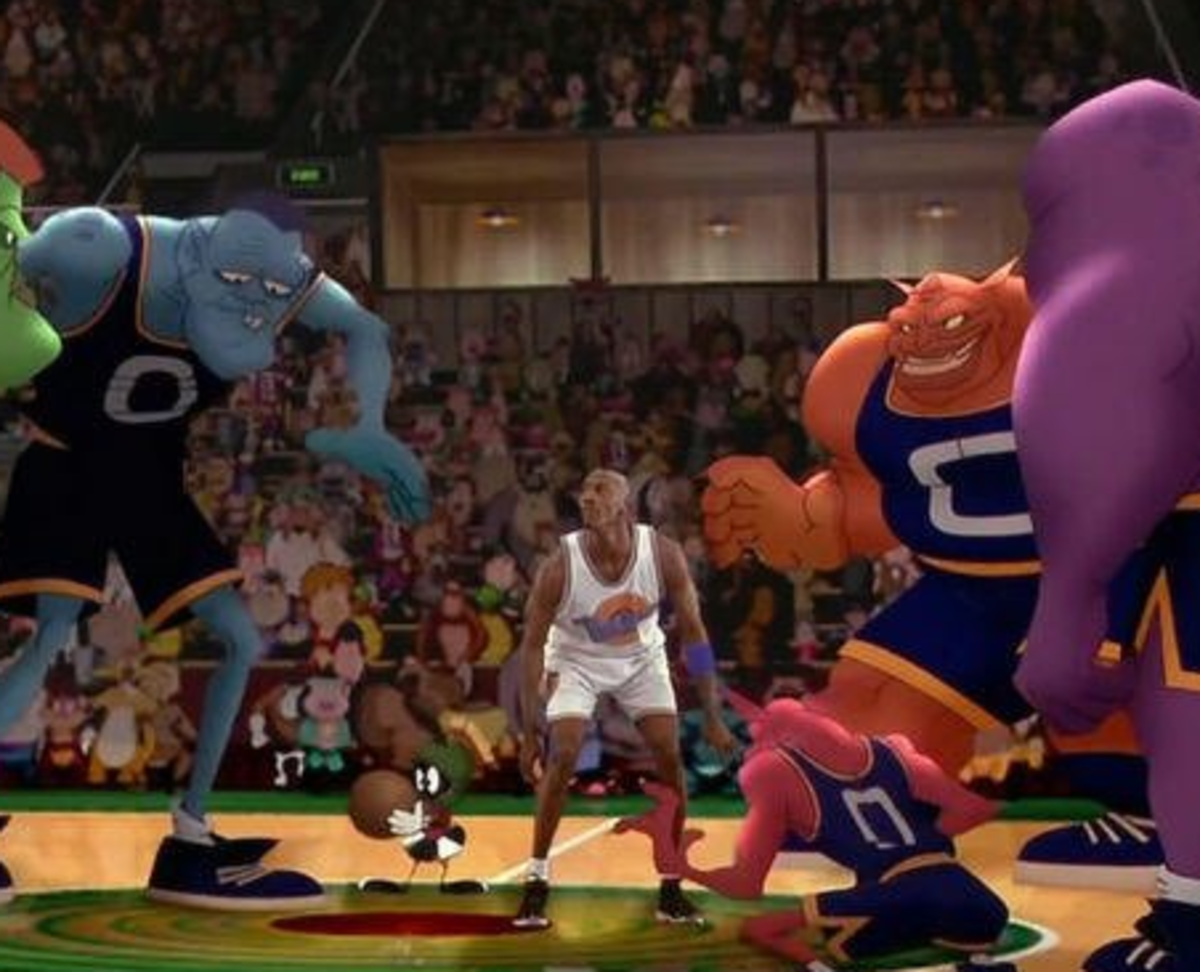 Michael Jordan on basketball court with the Monstars.