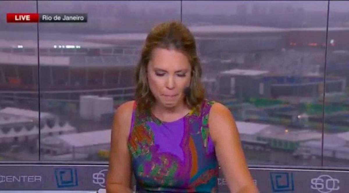 Hannah Storm crying on TV after the passing of John Saunders.