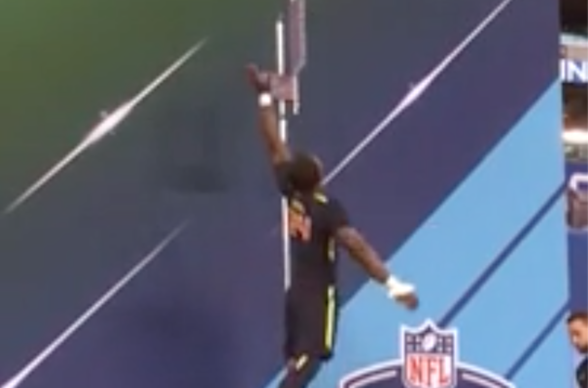 Speedy Noil nearly breaks vertical jump record at NFL combine.