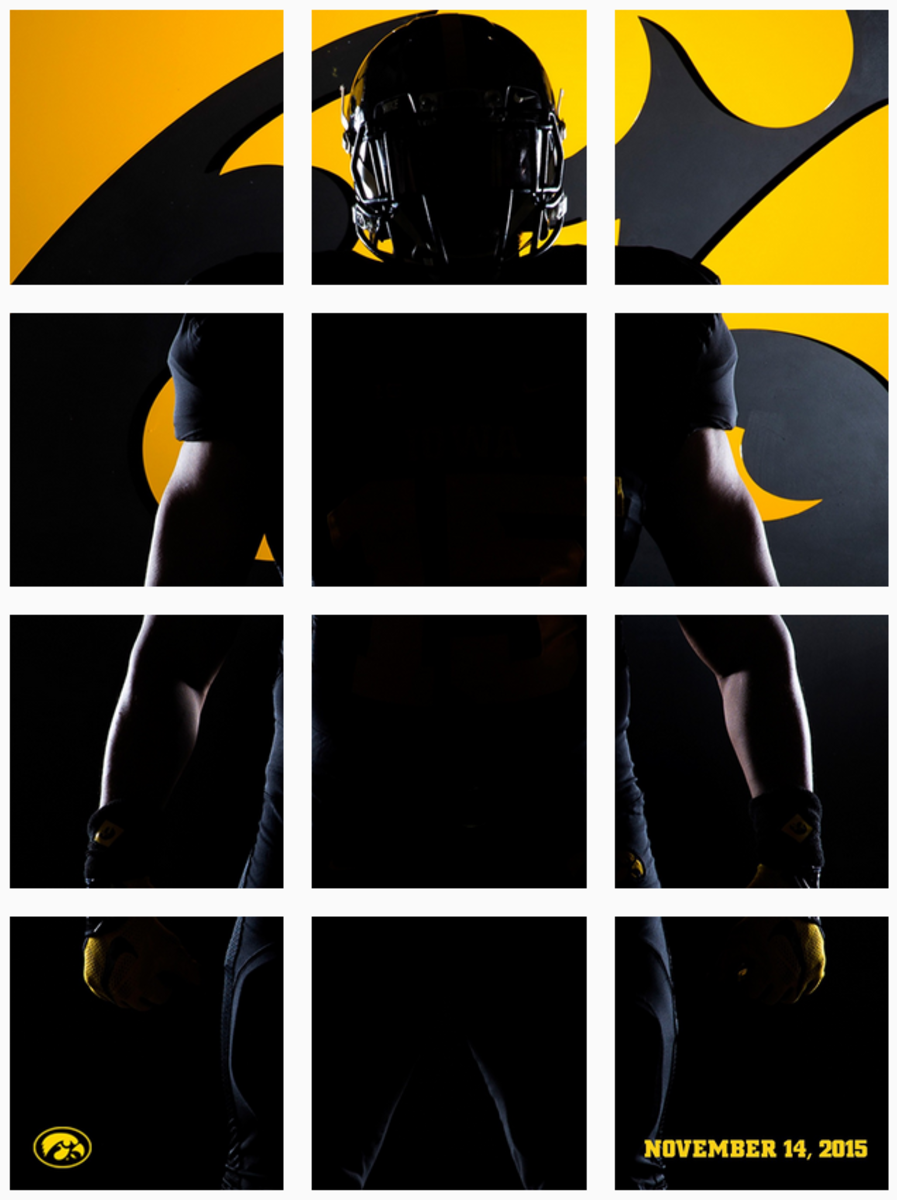 Iowa football team wearing blackout uniforms against Minnesota - The Daily  Iowan