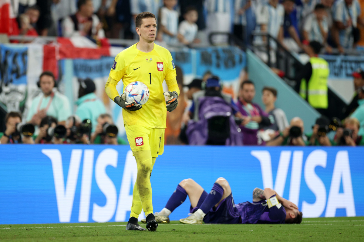DOHA, QATAR - NOVEMBER 30: Wojciech Szczesny of Poland looks on after fouling Lionel Messi of Argentina during the FIFA World Cup Qatar 2022 Group C match between Poland and Argentina at Stadium 974 on November 30, 2022 in Doha, Qatar. (Photo by Adam Pretty - FIFA/FIFA via Getty Images)