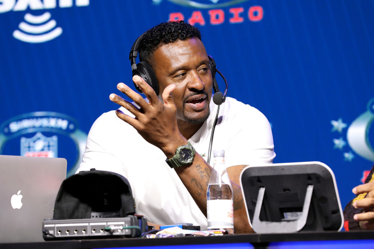 Report: Suspended Analyst Willie McGinest Among Job Cuts at NFL Network