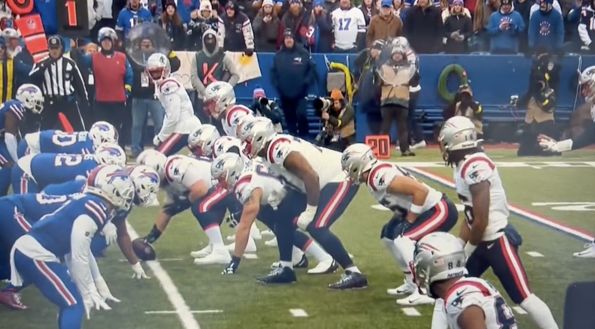 Look: Blatant Penalty Missed In Patriots Vs. Bills Game - The Spun