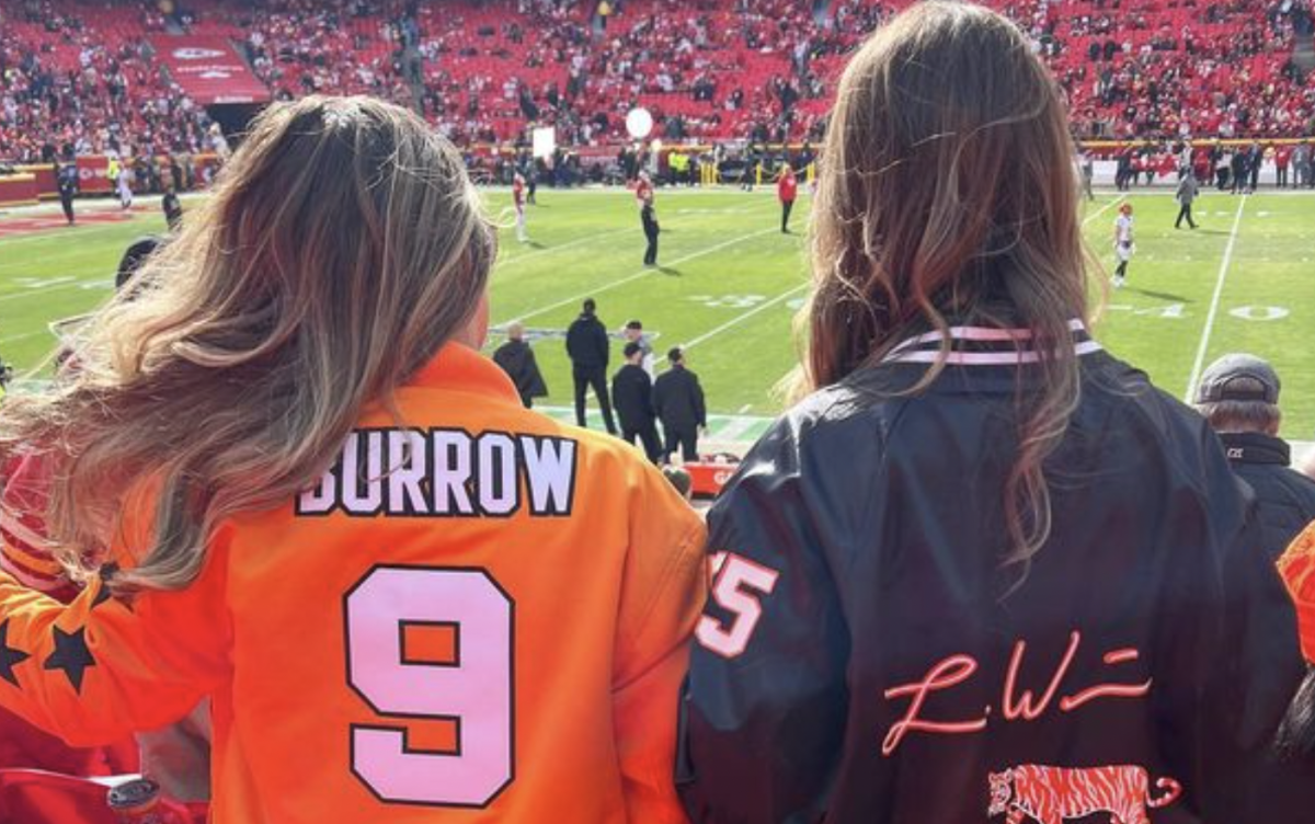 Photo: Joe Burrow's Girlfriend Reacts To His Pregame Outfit - The Spun:  What's Trending In The Sports World Today