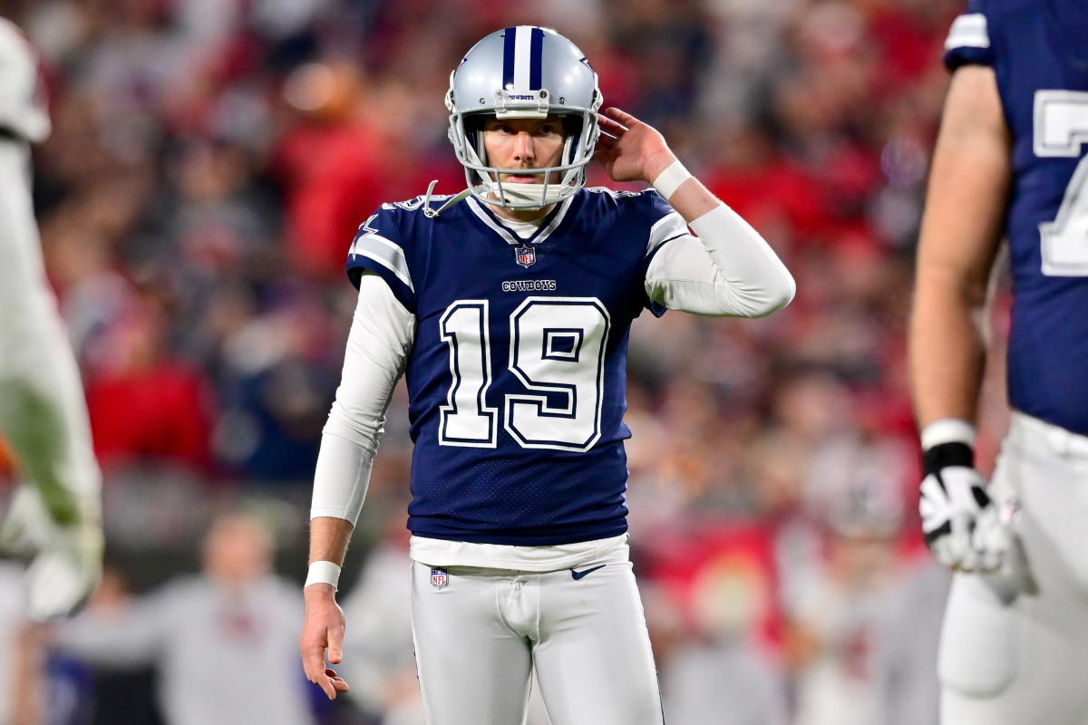 Look NFL World Reacts To Cowboys Kicker Announcement The Spun What