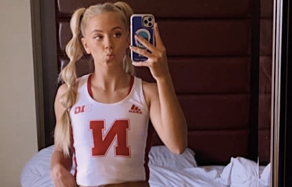 Nebraska Athlete Jessica Gardner Posts Beach Day Video The Spun What Nebraska Athlete Jessica Gardner Posts Beach Day Video The Spun What