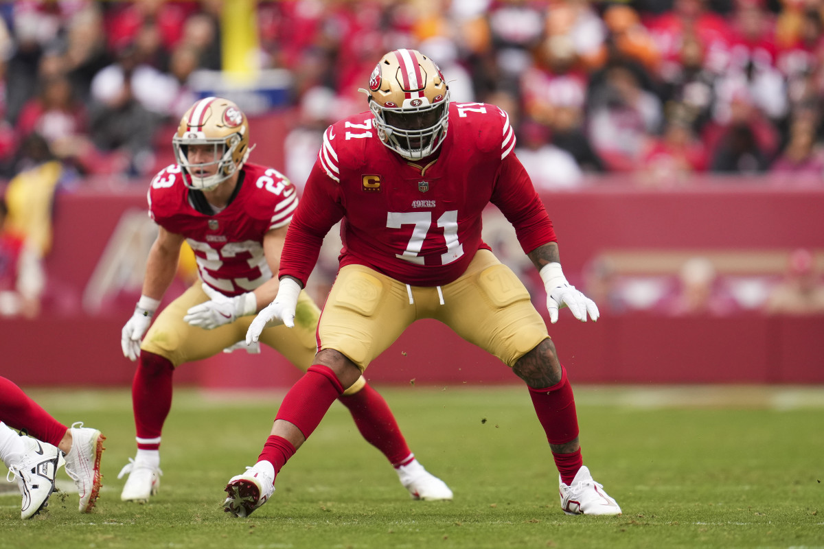 49ers OT Trent Williams, Eagles S K'Von Wallace ejected after