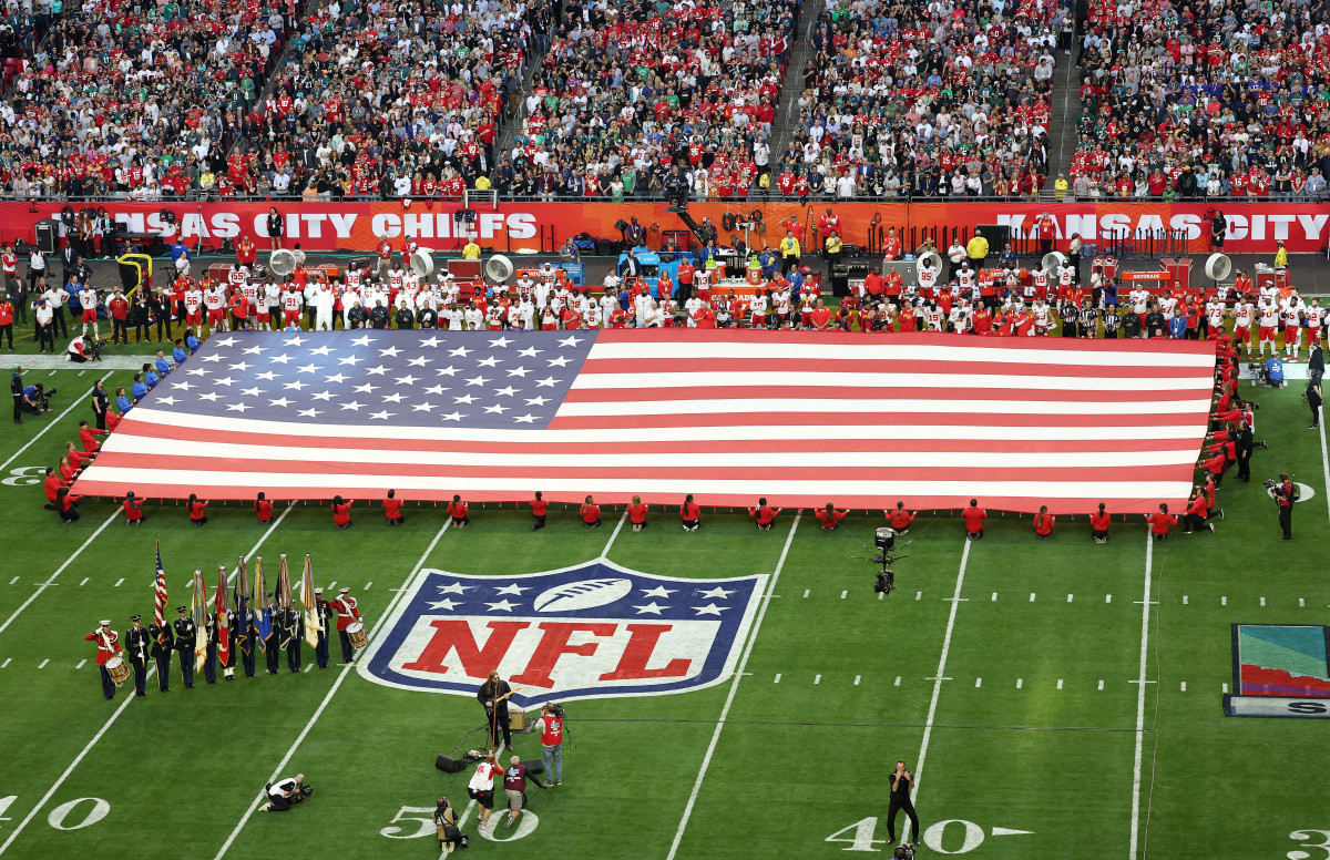 Video Super Bowl National Anthem Performance Is Going Viral The Spun