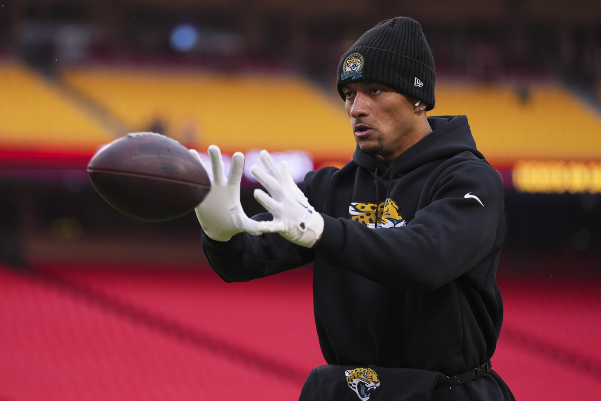 Look NFL World Reacts To Evan Engram's Announcement The Spun