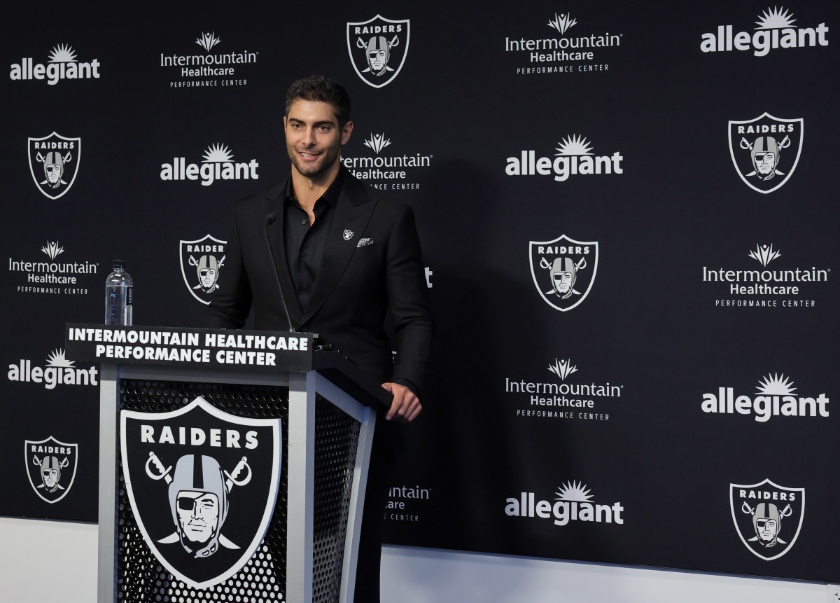 Jimmy Garoppolo Sends Clear Message About Raiders Starting Quarterback