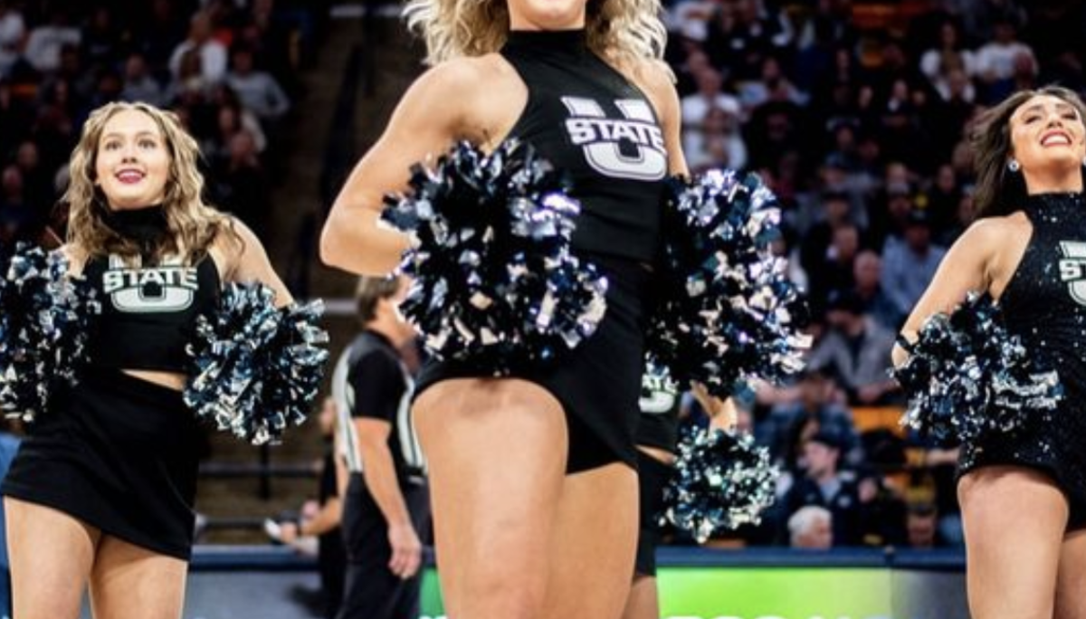 This College Has Some Infuriating Ideas About What the 'Perfect'  Cheerleader Looks Like