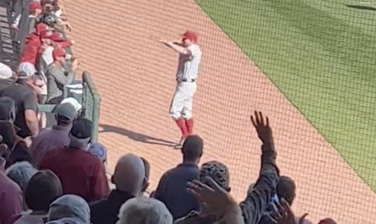 Sports World Reacts To Alabama Baseball Coach's Ejection The Spun