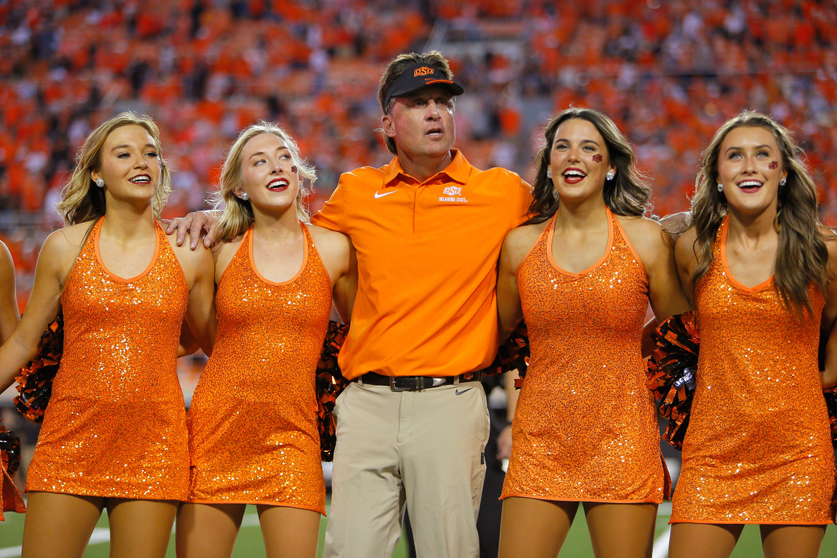 Mike Gundy Warns Everyone About What's Really Going On In College ...