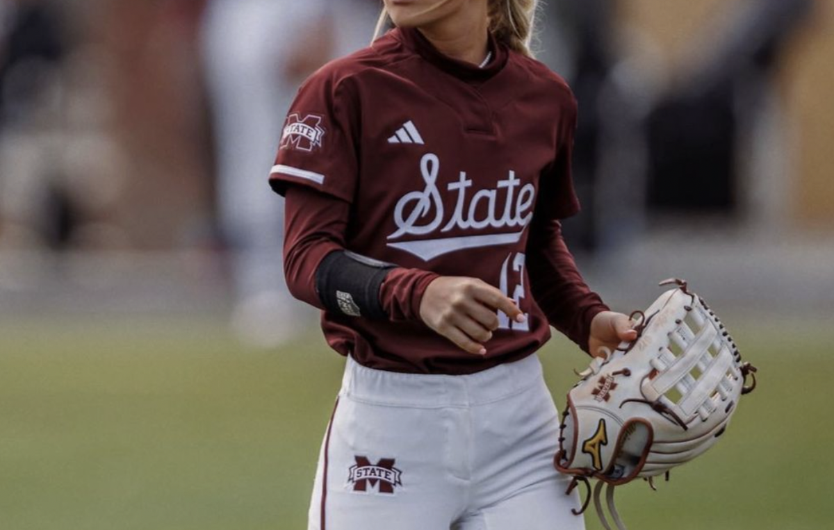 Look College Softball Player Is Making Headlines The Spun