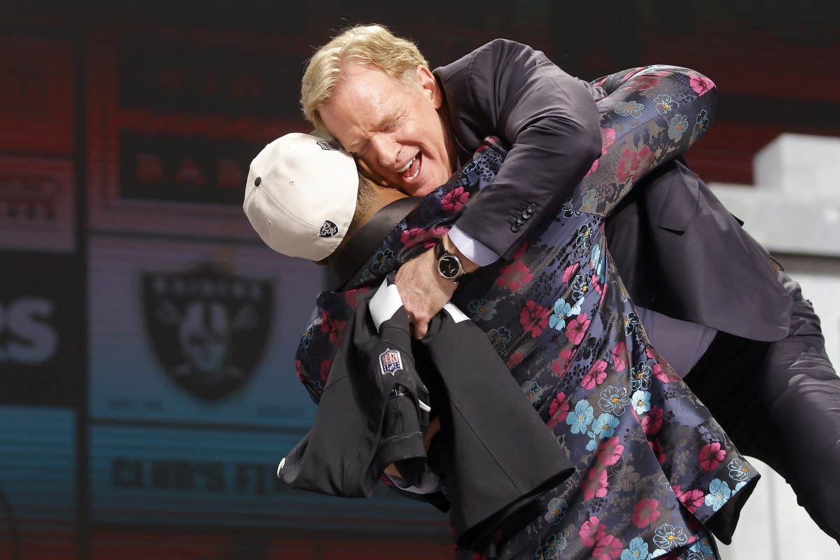 Why Roger Goodell Might Not Hug Top NFL Prospects This Year - The Spun