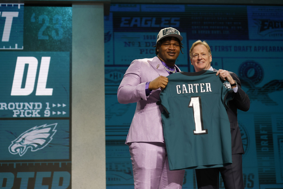 Eagles select DT Jalen Carter with the 9th overall pick