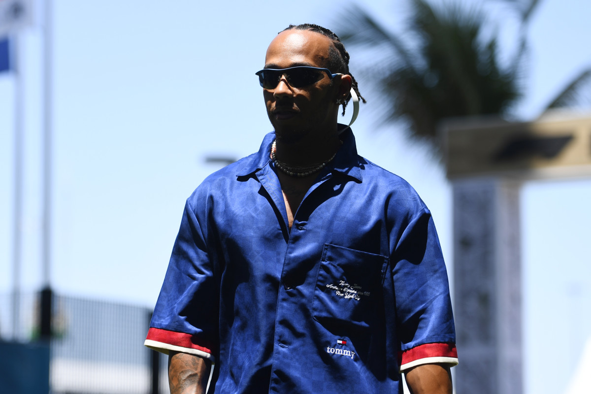 Sports World Reacts To Lewis Hamilton's Plan To Protest Controversial