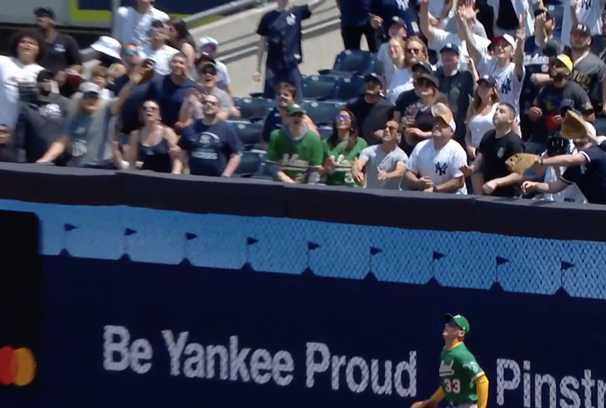 Report: NY Yankees' Players Slam Fans for 'Brutal' Home Treatment