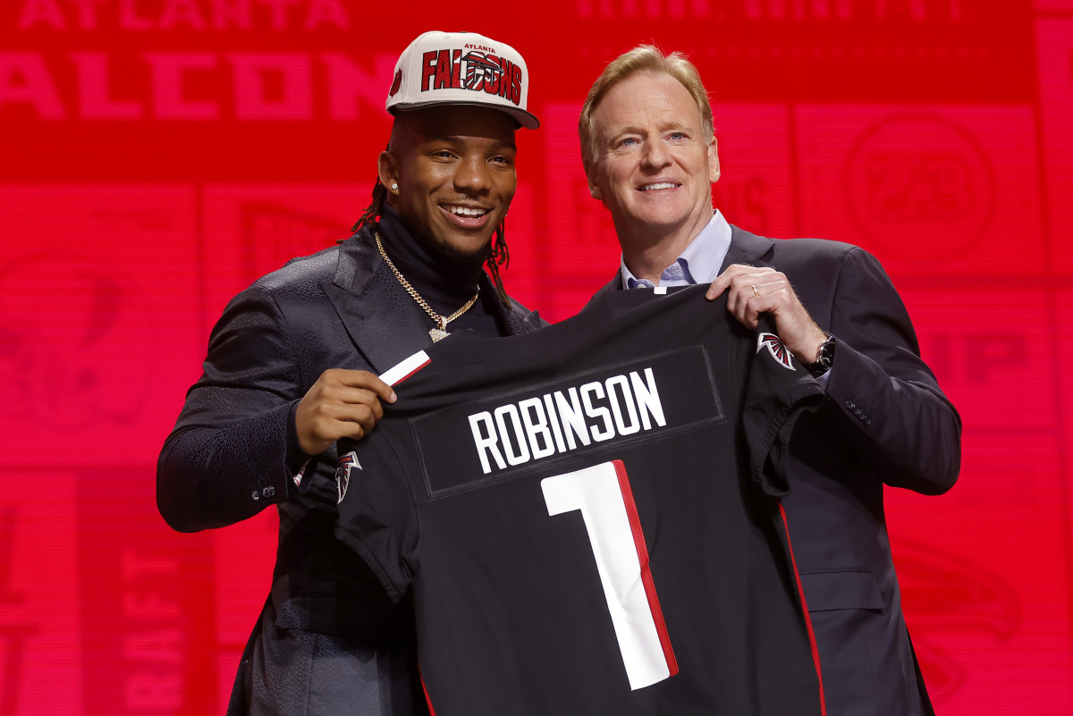 Bijan Robinson Sent A Very Cool Text Message On Draft Night - The Spun