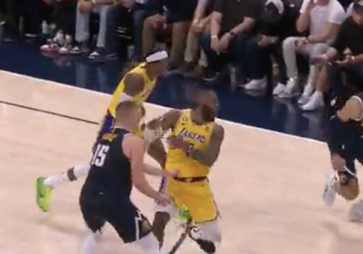 Look LeBron James Pulled Off Epic Flop Last Night The Spun