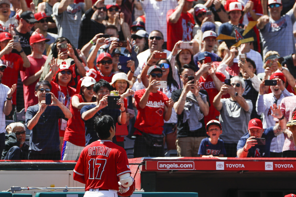 A Man Is Suing An Mlb Franchise After Being Permanently Blinded At