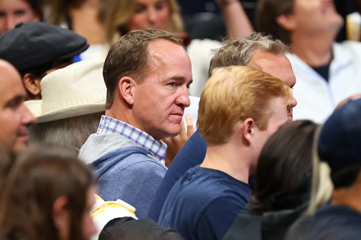 Peyton Manning Taking Heat For Beverage Choice At College World Series