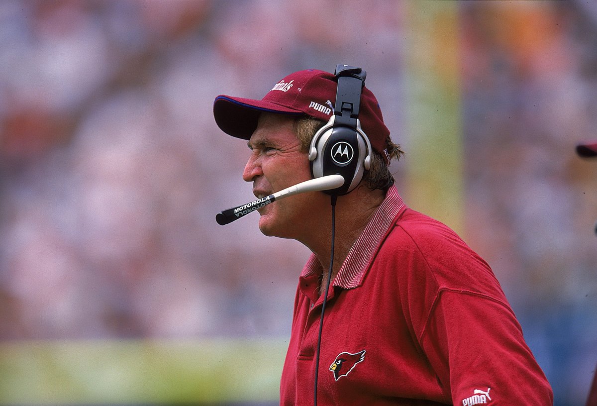 Former Arizona Cardinals Head Coach Died Monday Morning The Spun