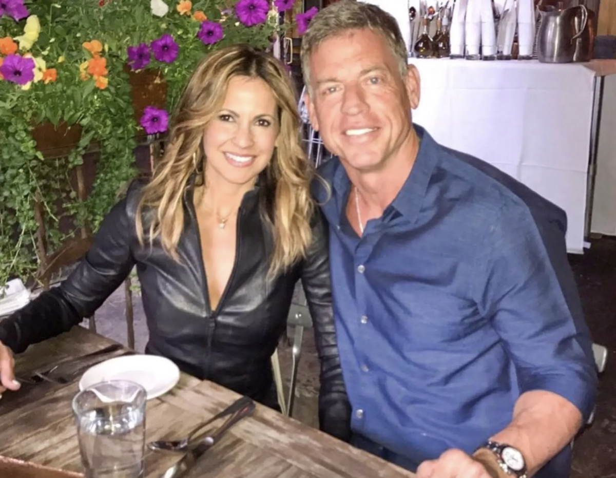 Photos: Meet The Second Ex-Wife Of NFL Announcer Troy Aikman - The Spun