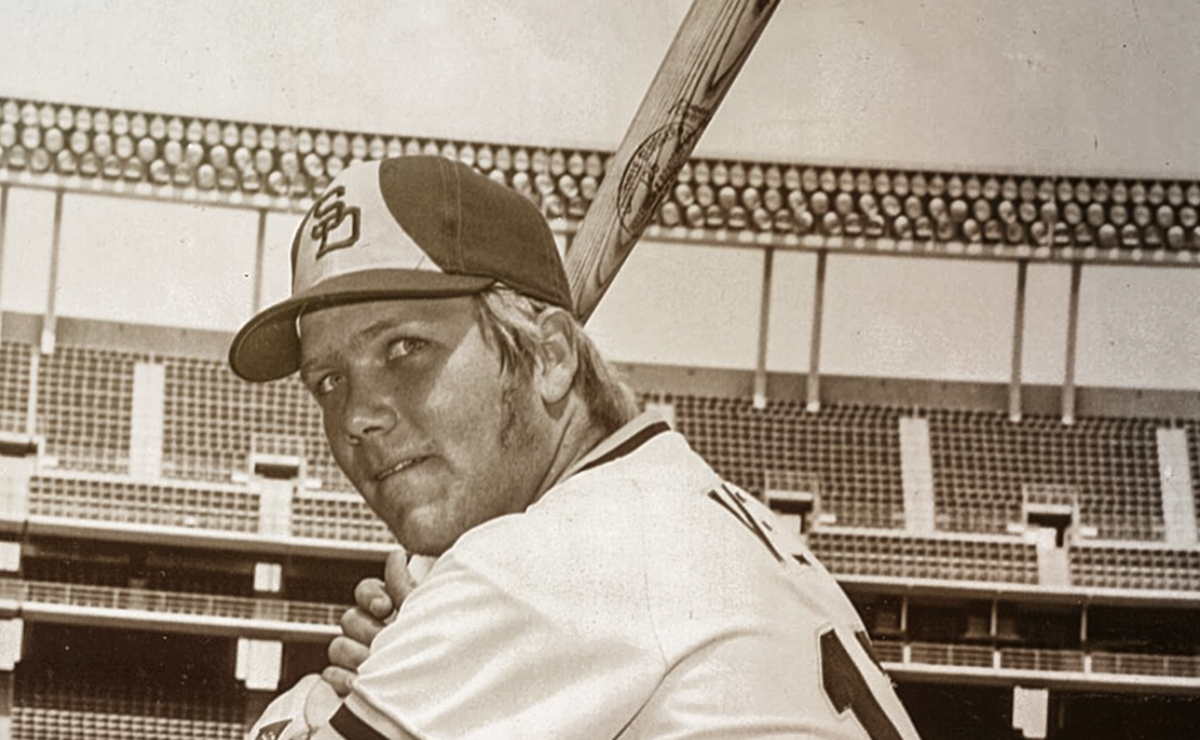 The death of the greatest baseball player in Padres history can make a  grown man cry – MrSportsBlog