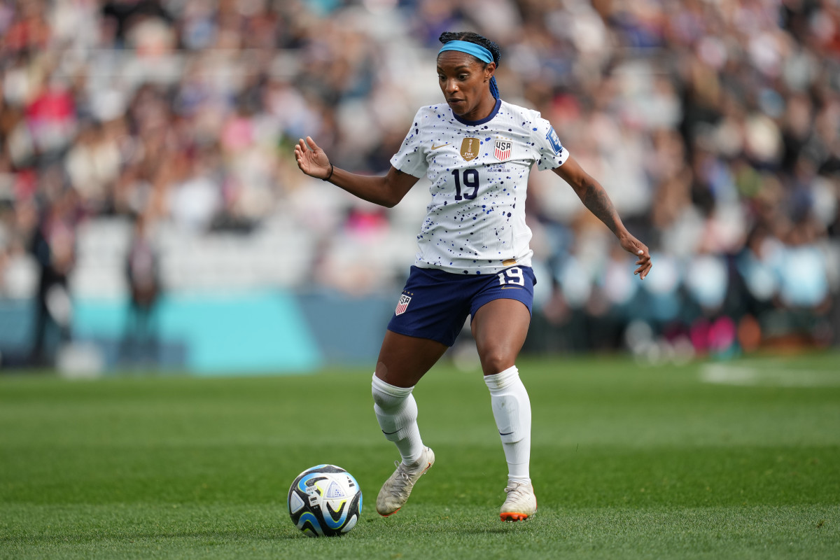 There Are Calls For Crystal Dunn To Get Benched vs. Netherlands The Spun