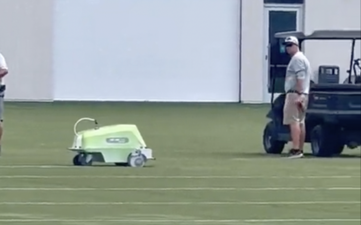 NFL Teams Have Robot Named 'Turf Tank' Painting Their Fields This