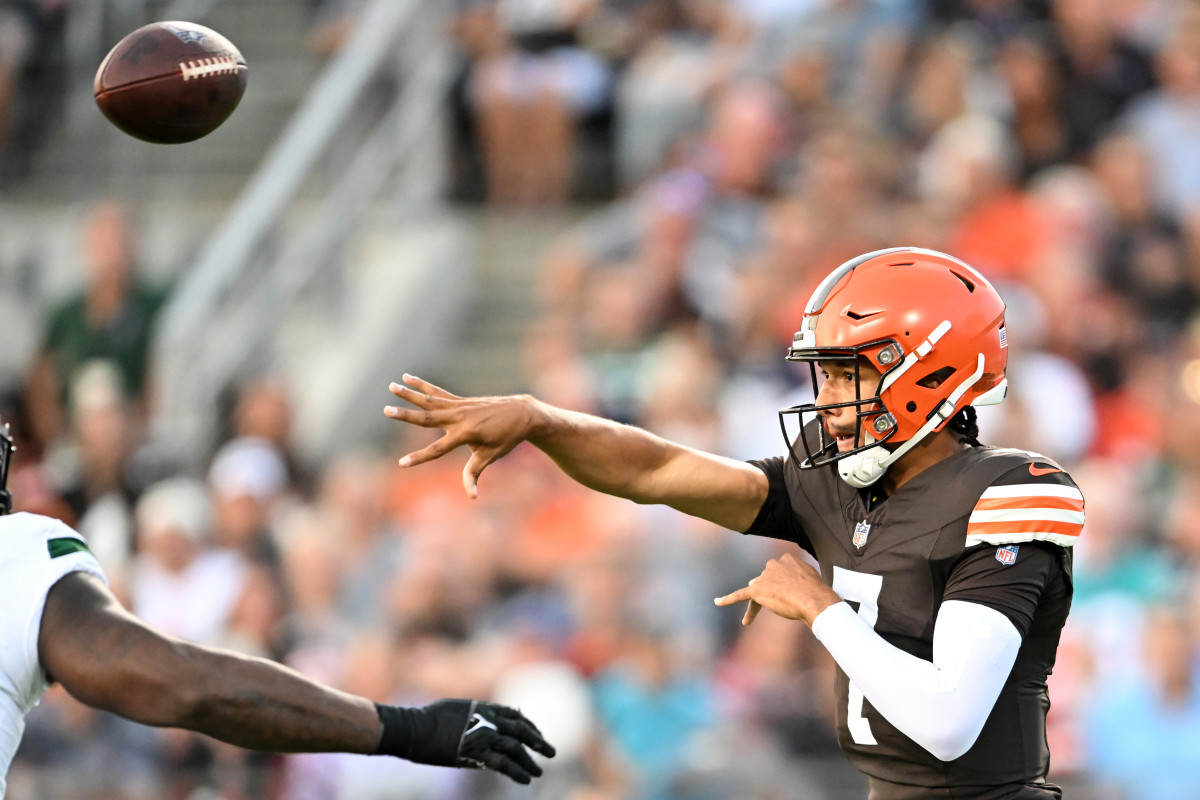 NFL Fans React To Browns Cutting Notable Quarterback - The Spun: What's  Trending In The Sports World Today