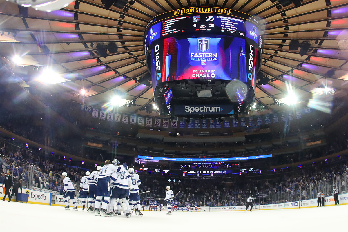 A general view of Madison Square Garden during the Rangers-Lighting game.