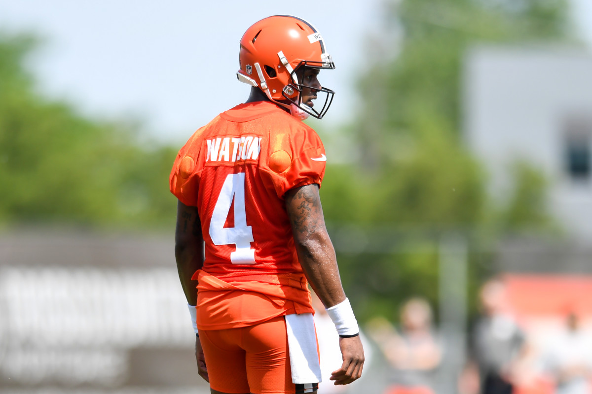 Deshaun Watson working out at camp for the Browns.