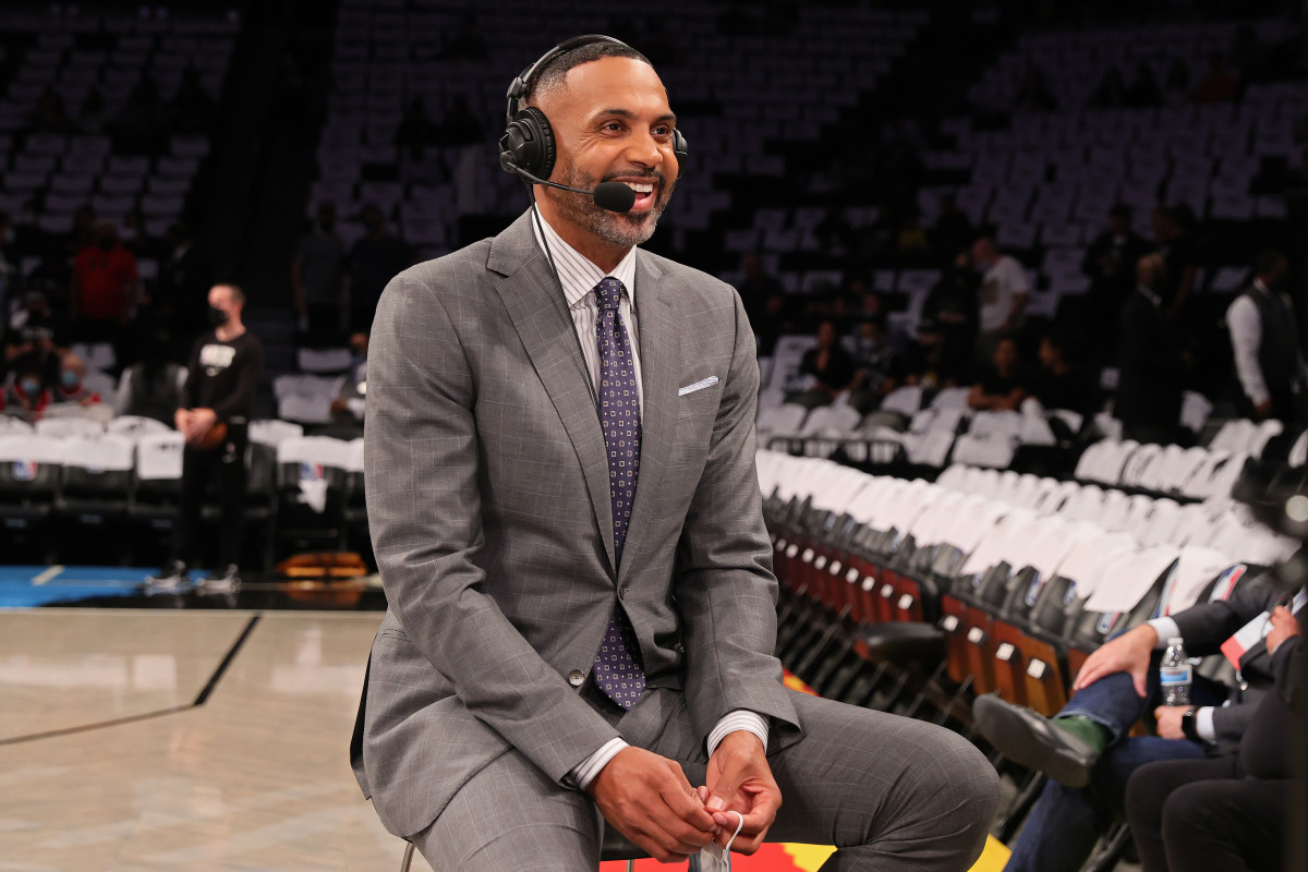BROOKLYN, NY - JUNE 15: ESPN Analyst, Grant Hill smiles before the game between the Milwaukee Bucks and Brooklyn Nets during Round 2, Game 5 of the 2021 NBA Playoffs on June 15, 2021 at Barclays Center in Brooklyn, New York. NOTE TO USER: User expressly acknowledges and agrees that, by downloading and or using this Photograph, user is consenting to the terms and conditions of the Getty Images License Agreement. Mandatory Copyright Notice: Copyright 2021 NBAE (Photo by Nathaniel S. Butler/NBAE via Getty Images)
