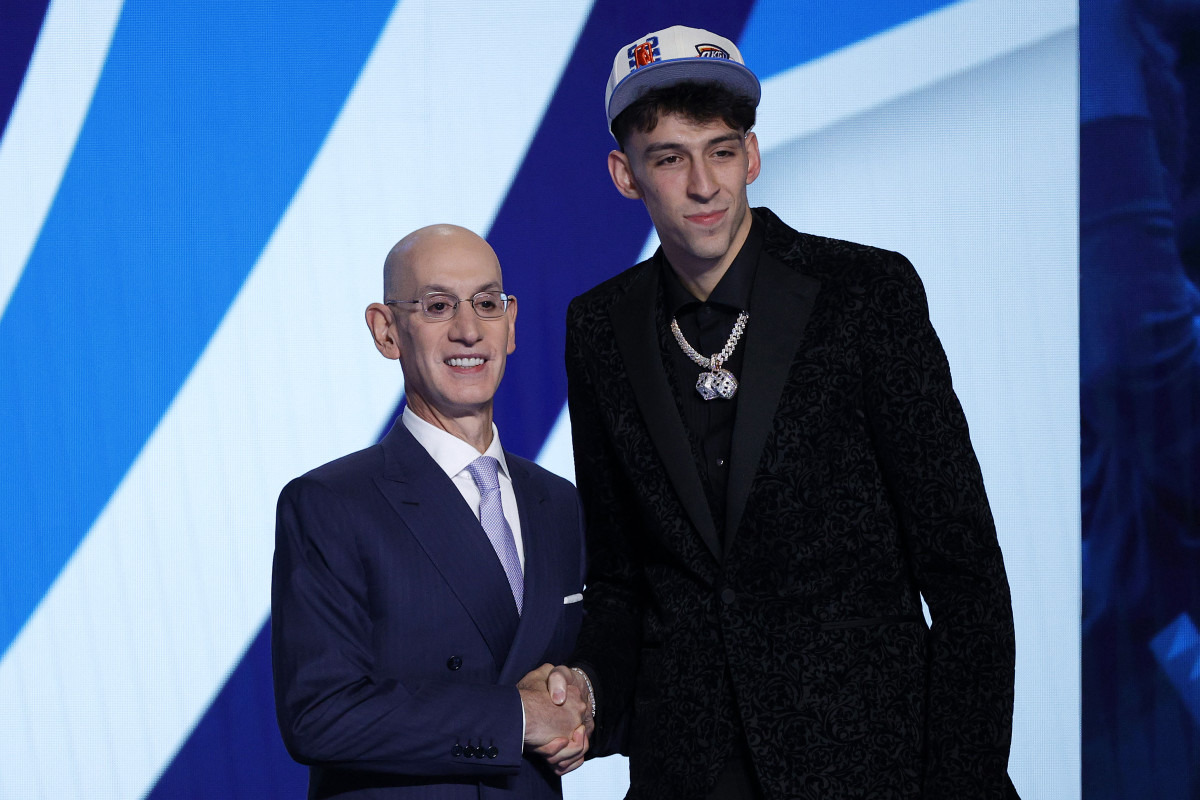 NBA World Reacts To Chet Holmgren's Height Listing The Spun