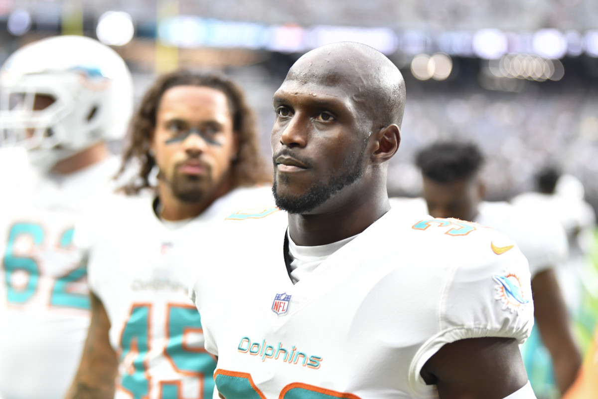LAS VEGAS, NEVADA - SEPTEMBER 26:  Strong safety Jason McCourty #30 of the Miami Dolphins walks off the field after warmups before a game against the Las Vegas Raiders at Allegiant Stadium on September 26, 2021 in Las Vegas, Nevada. The Raiders defeated the Dolphins 31-28 in overtime. (Photo by Chris Unger/Getty Images)