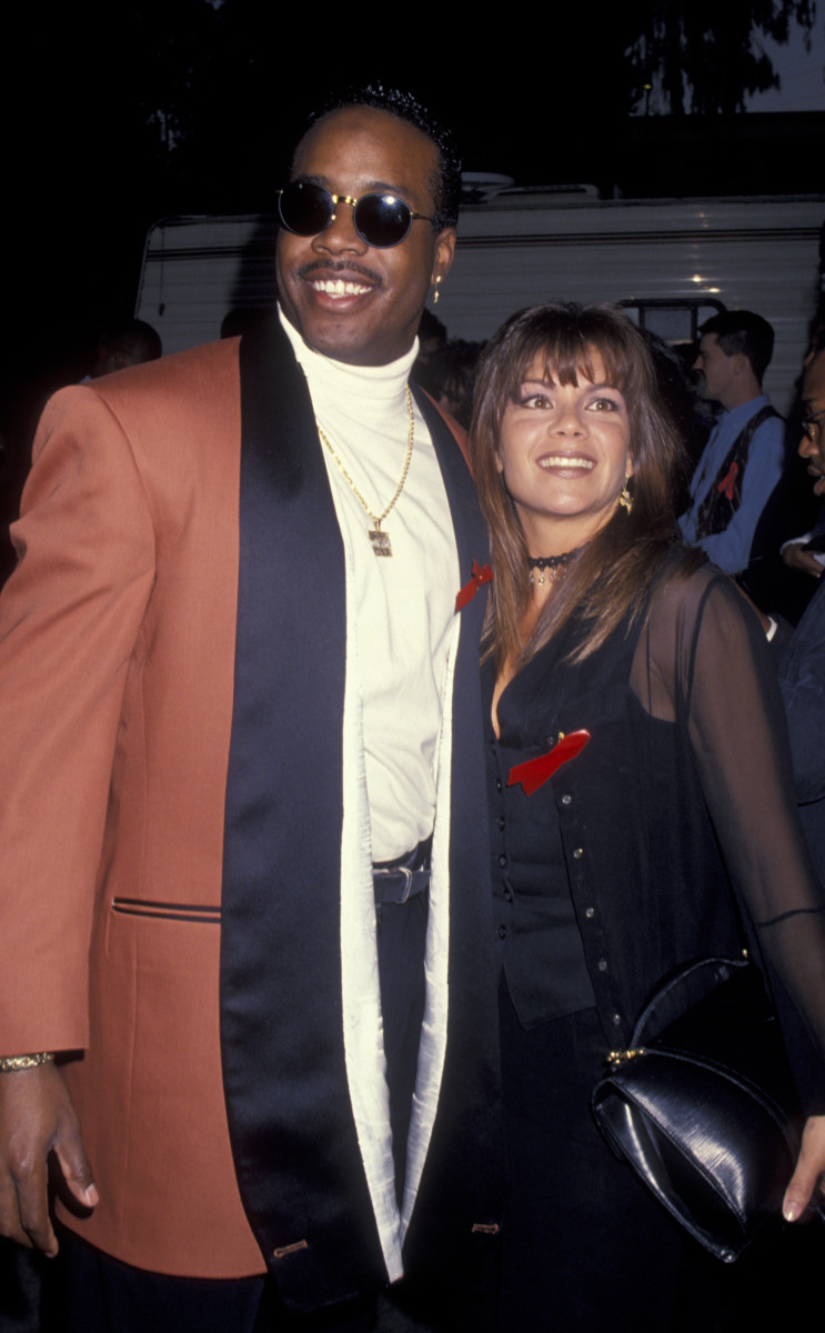 UNIVERSAL CITY, CA - DECEMBER 8:  Athlete Barry Bonds and wife Susann Margreth attend Fourth Annual Billboard Music Awards on December 8, 1993 at the Universal Ampitheater in Universal City, California. (Photo by Ron Galella, Ltd./Ron Galella Collection via Getty Images) 